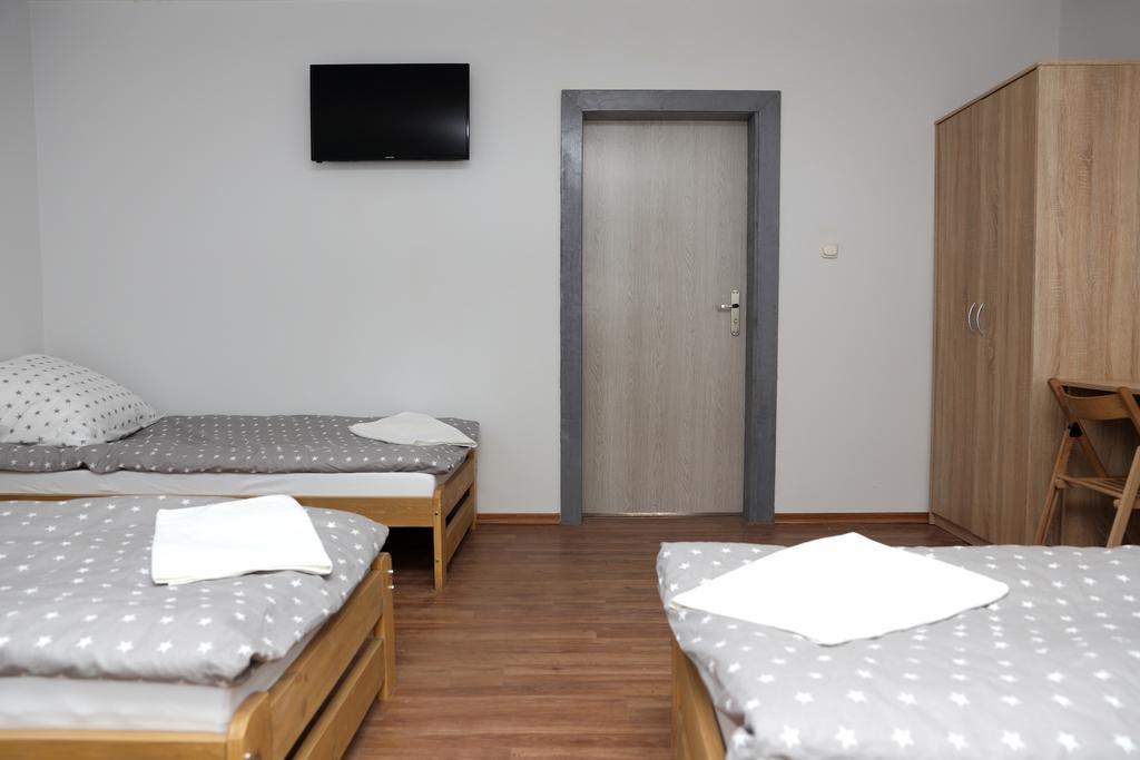Hostel Grono Zielona Gora  Bagian luar foto